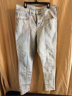 Levi’s 721 High Rise Skinny Jeans Women’s 31 Light Acid Wash Stretch Denim